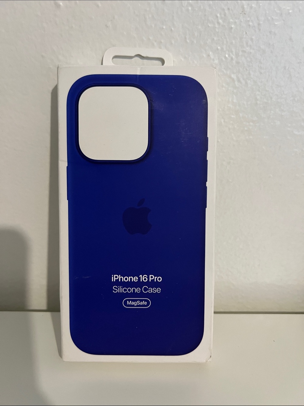Apple iPhone 16 Pro Silicone Case - Blue